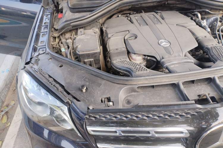 Used Mercedes-Benz GLS-Class 2019 GLS 450 7-seater U.S. specification Engine Bay Right