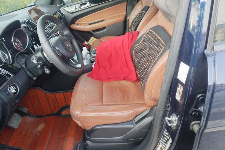 Used Mercedes-Benz GLS-Class 2019 GLS 450 7-seater U.S. specification Left Front Seat