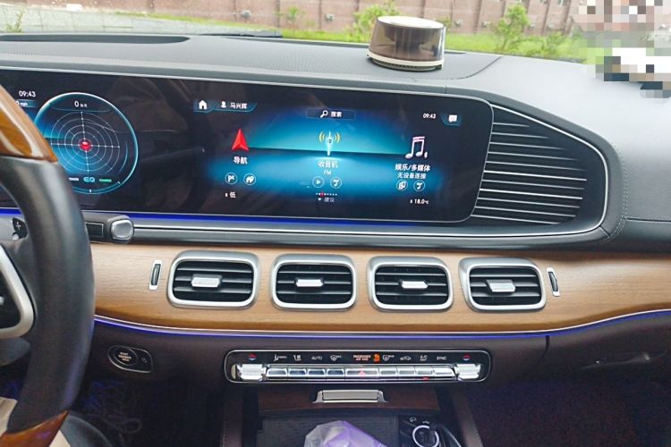 Used Mercedes-Benz GLS-Class  Audio And AC Panel