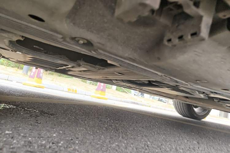 Used Mercedes-Benz GLS-Class  Chassis Front Left