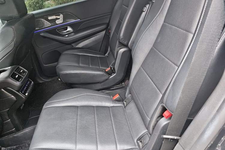 Used Mercedes-Benz GLS-Class  Left Rear Seat