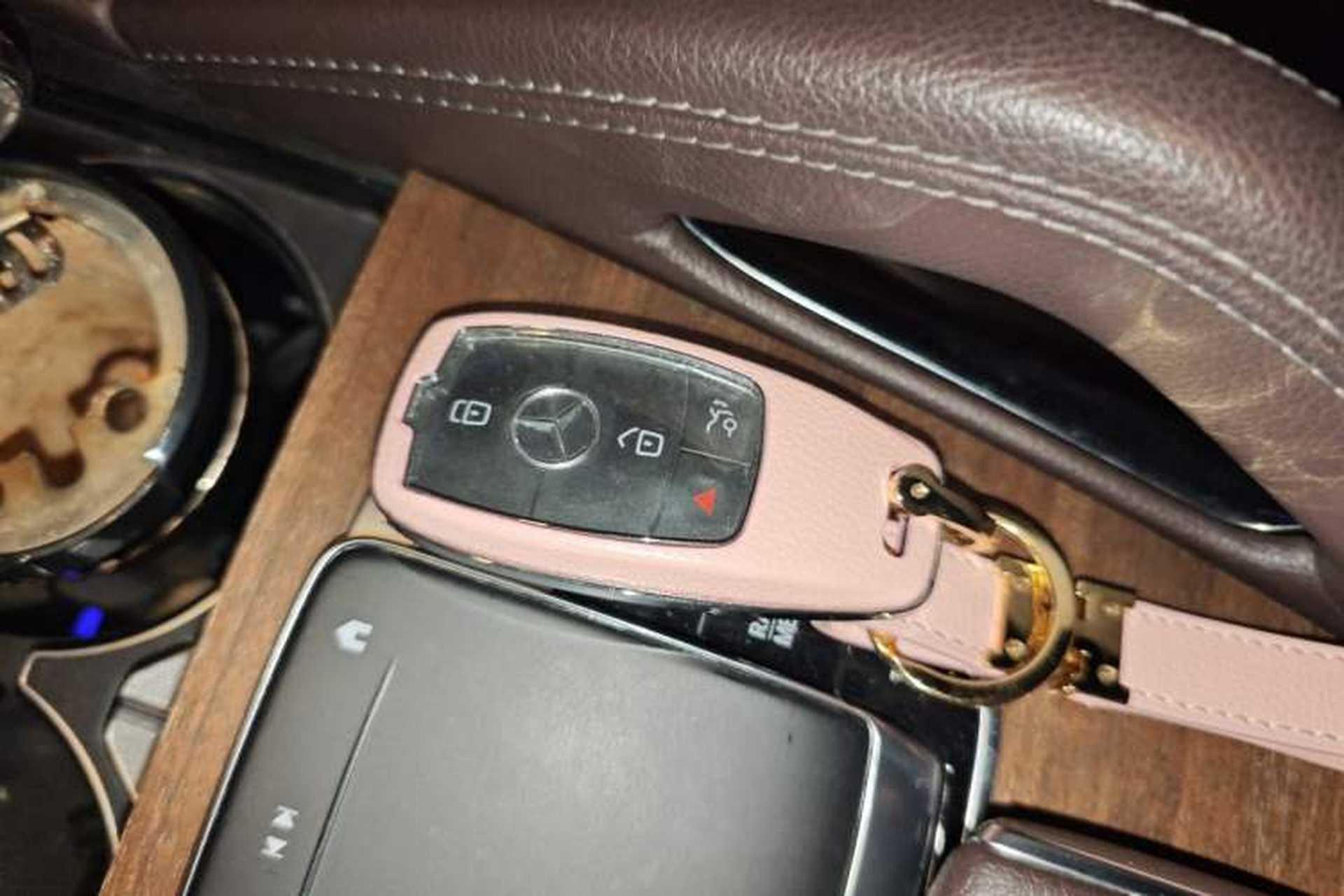 Used Mercedes-Benz GLS-Class 2020 GLS450 7-seater panoramic roof 20-inch wheels U.S. specification Vehicle Key