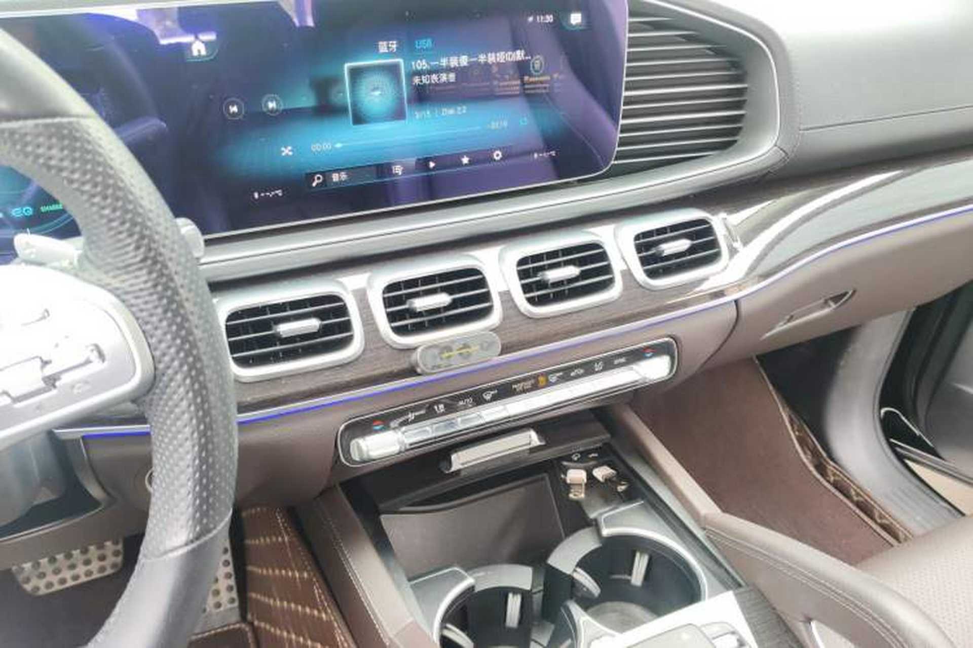 Used Mercedes-Benz GLS-Class  Audio And AC Panel