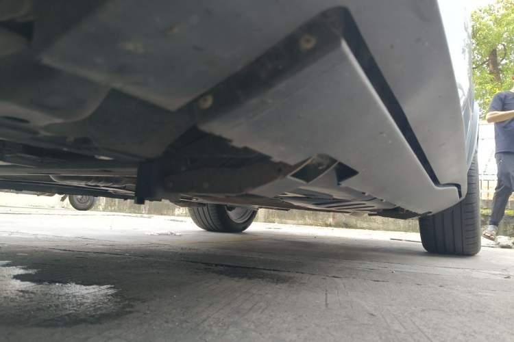 Used Mercedes-Benz GLS-Class  Chassis Front Left