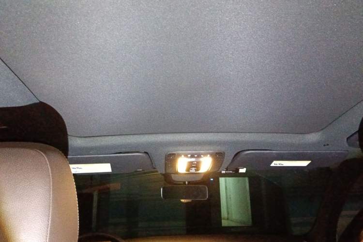 Used Mercedes-Benz GLS-Class  Headliner