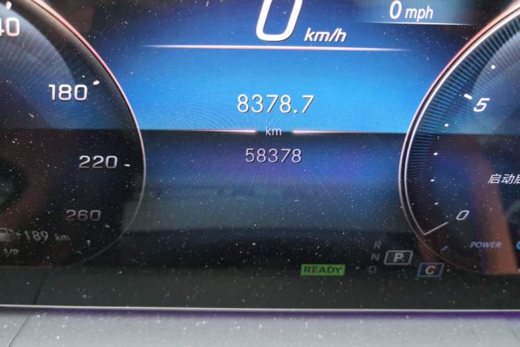 Used Mercedes-Benz GLS-Class 2021 GLS 450 7-seater U.S. specification Odometer Close Up