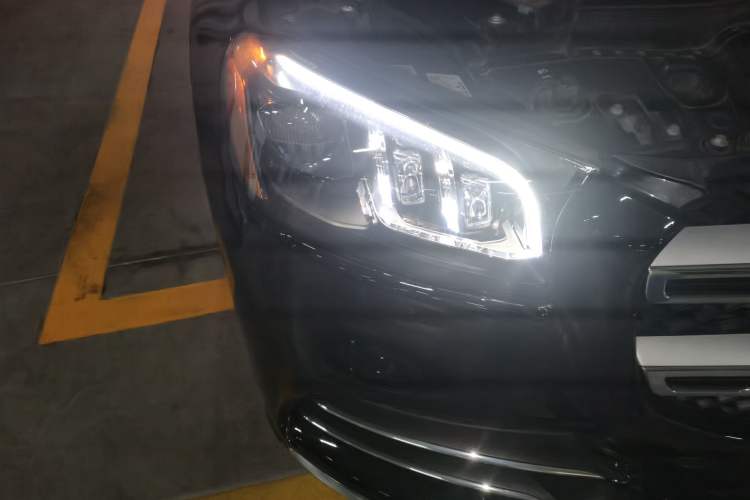 Used Mercedes-Benz GLS-Class 2021 GLS 450 7-seater U.S. specification Right Front Headlight