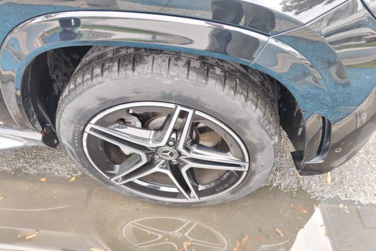 Used Mercedes-Benz GLS-Class  Right Front Wheel Hub
