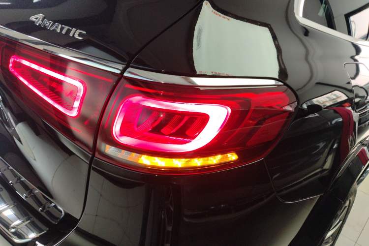 Used Mercedes-Benz GLS-Class 2021 GLS 450 7-seater U.S. specification Right Rear Taillight