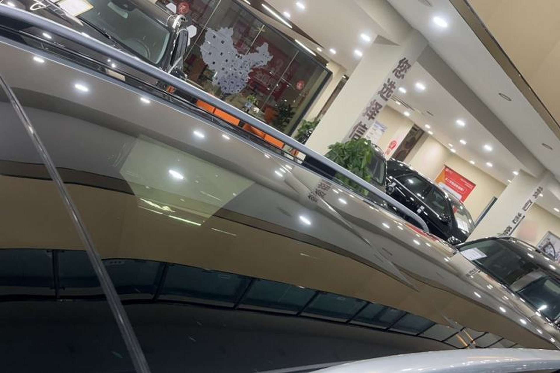 Used Mercedes-Benz GLS-Class 2021 GLS 450 7-seater panoramic roof 20-inch wheels US specification Roof