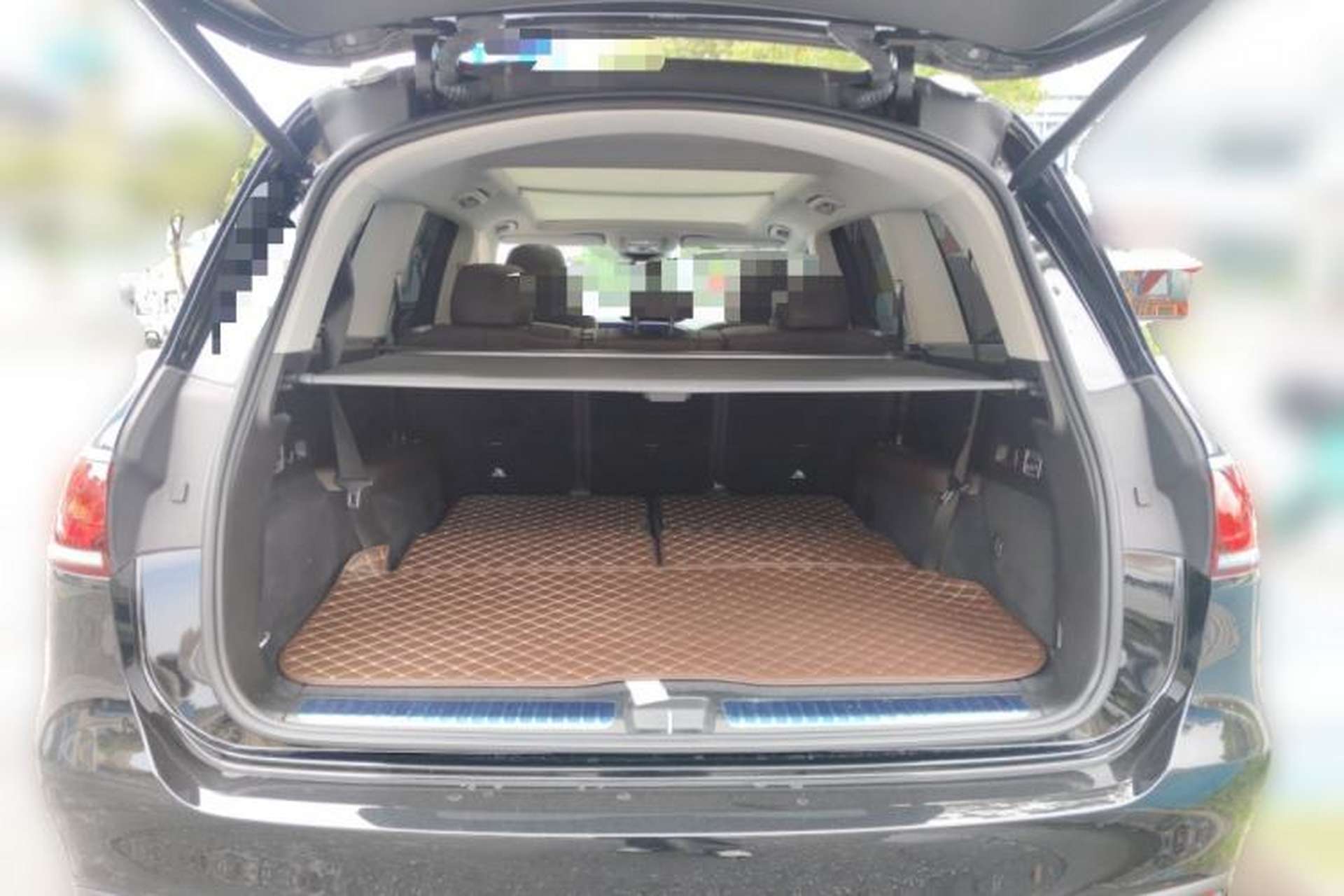 Used Mercedes-Benz GLS-Class  Trunk