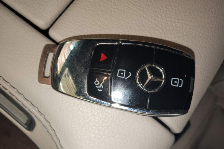 Used Mercedes-Benz GLS-Class 2021 GLS 450 7-seater U.S. specification Vehicle Key