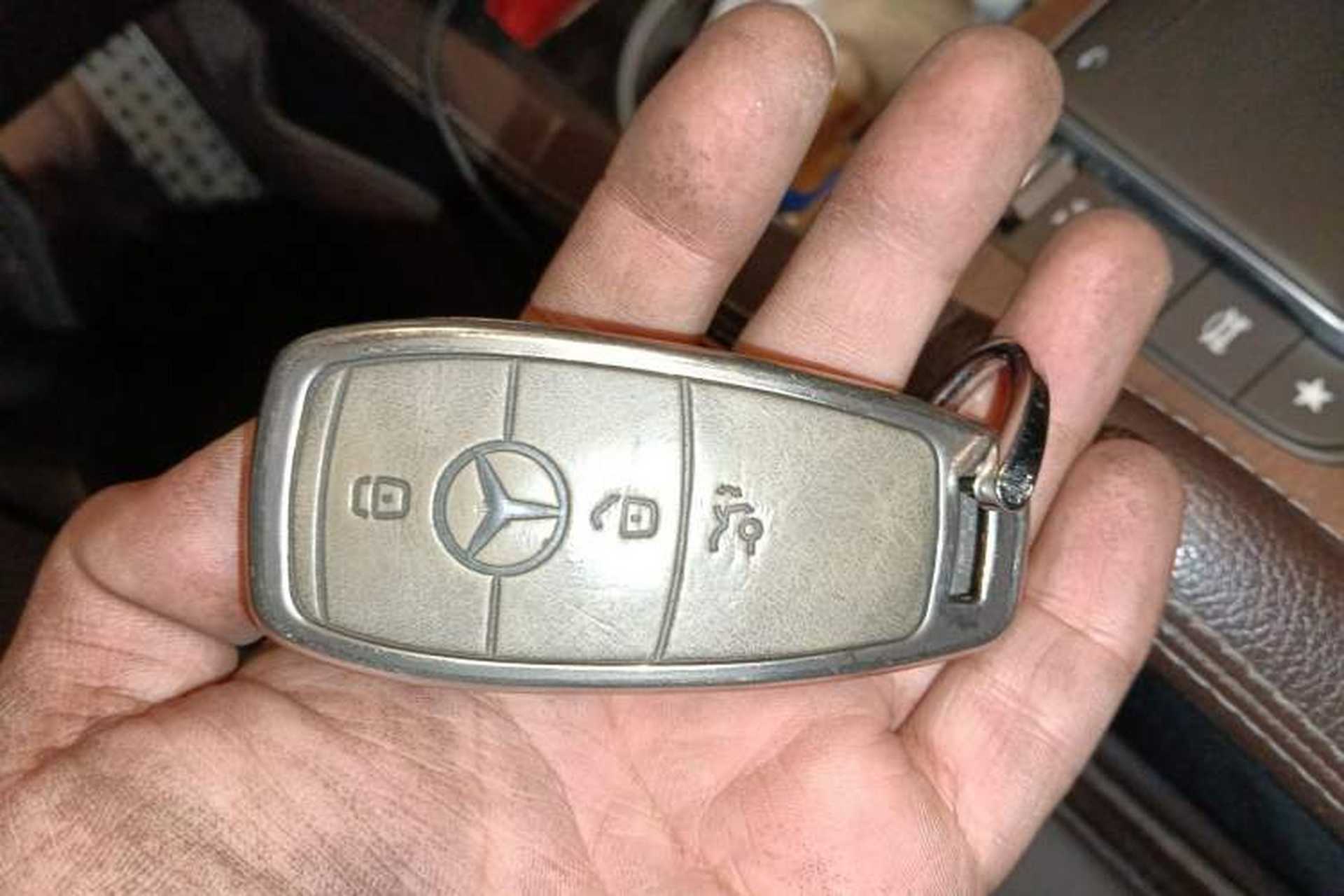 Used Mercedes-Benz GLS-Class  Vehicle Key
