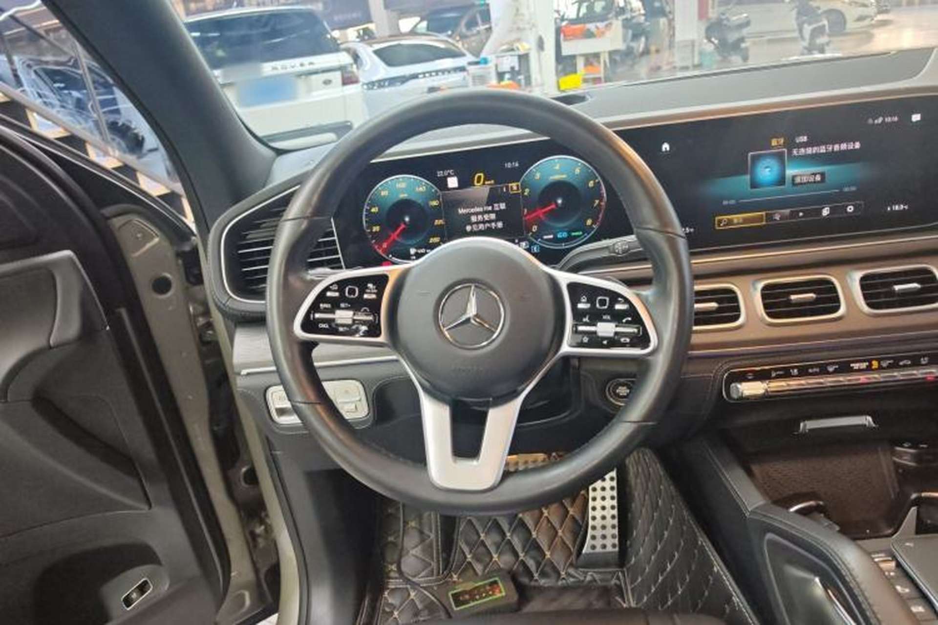 Used Mercedes-Benz GLS-Class 2021 GLS450 6-seater Luxury Package Sport Package Radar Package Plus Version Steering Wheel