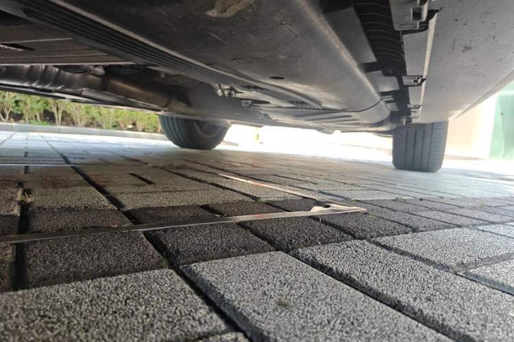 Used Mercedes-Benz GLS-Class  Chassis Front Left