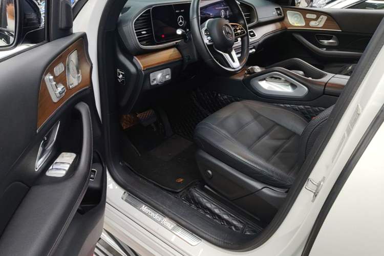Used Mercedes-Benz GLS-Class 2021 GLS 450 7-seater U.S. specification Driver Seat