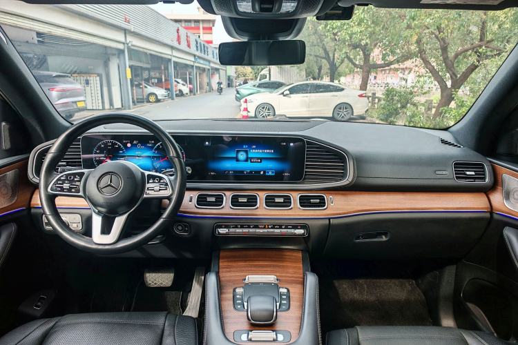 Used Mercedes-Benz GLS-Class 2021 GLS 450 7-seater U.S. specification Interior 2
