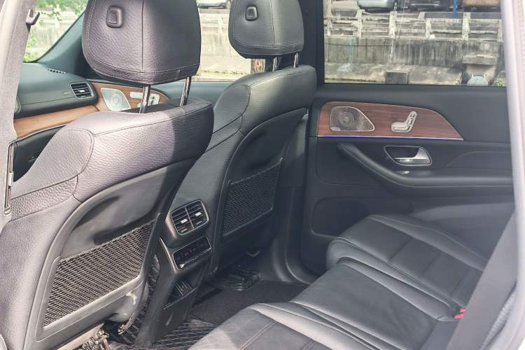 Used Mercedes-Benz GLS-Class 2021 GLS 450 7-seater U.S. specification Interior 3