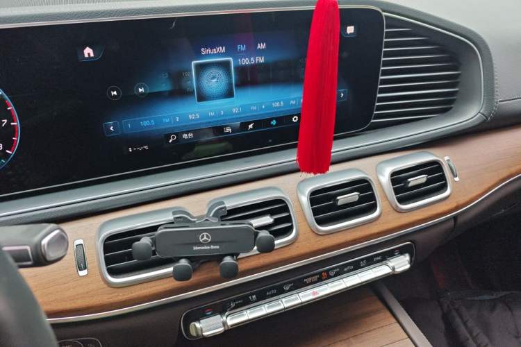 Used Mercedes-Benz GLS-Class  Audio And AC Panel