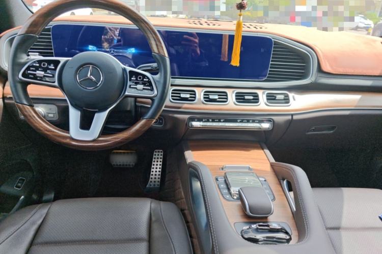 Used Mercedes-Benz GLS-Class 2022 GLS450 6-seater panoramic roof 21-inch wheels US specification Center Console