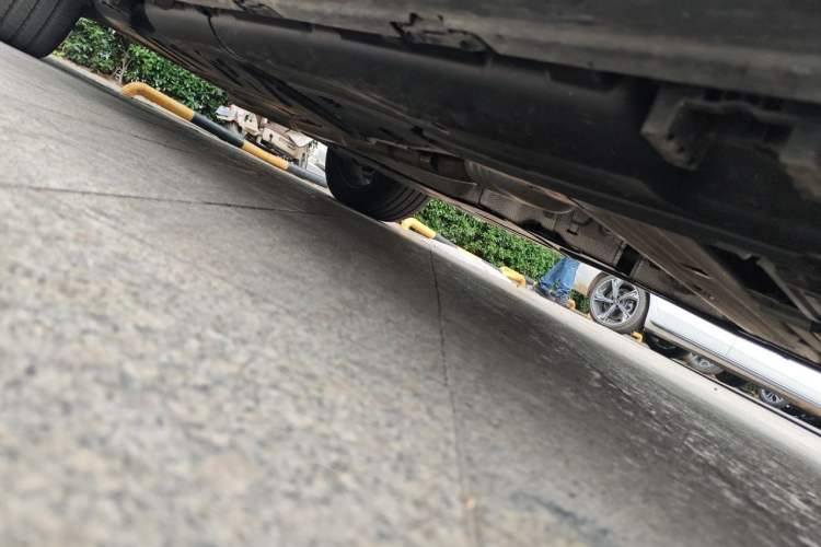 Used Mercedes-Benz GLS-Class  Chassis Front Right