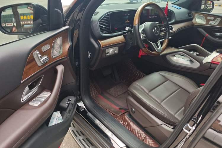 Used Mercedes-Benz GLS-Class  Driver Seat