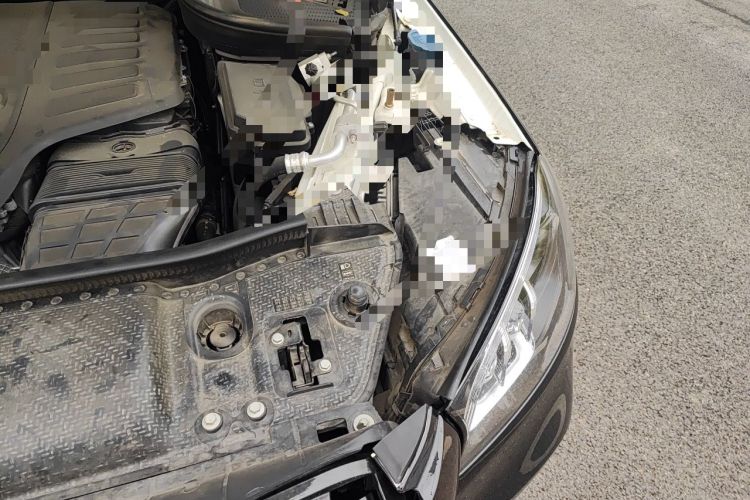 Used Mercedes-Benz GLS-Class  Engine Bay Left