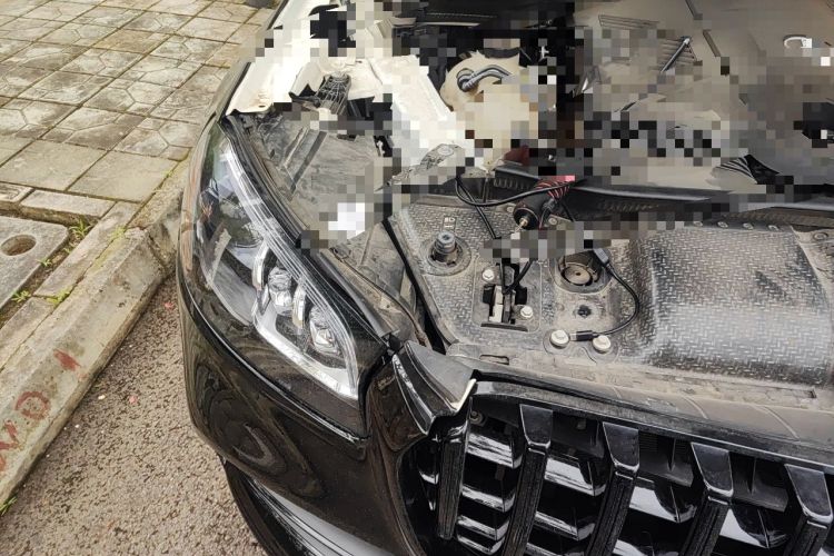 Used Mercedes-Benz GLS-Class  Engine Bay Right