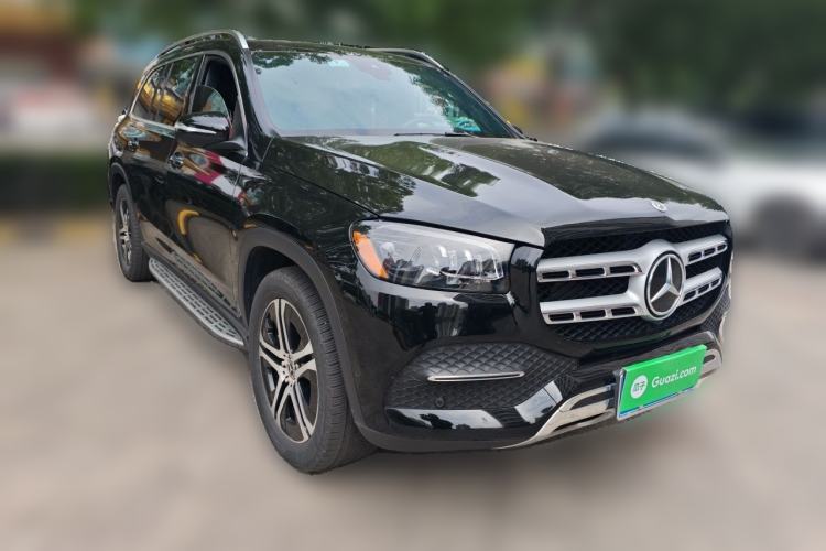 Used Mercedes-Benz GLS-Class  Front Right 45 Deg