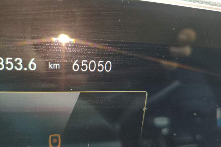 Used Mercedes-Benz GLS-Class  Odometer Close Up