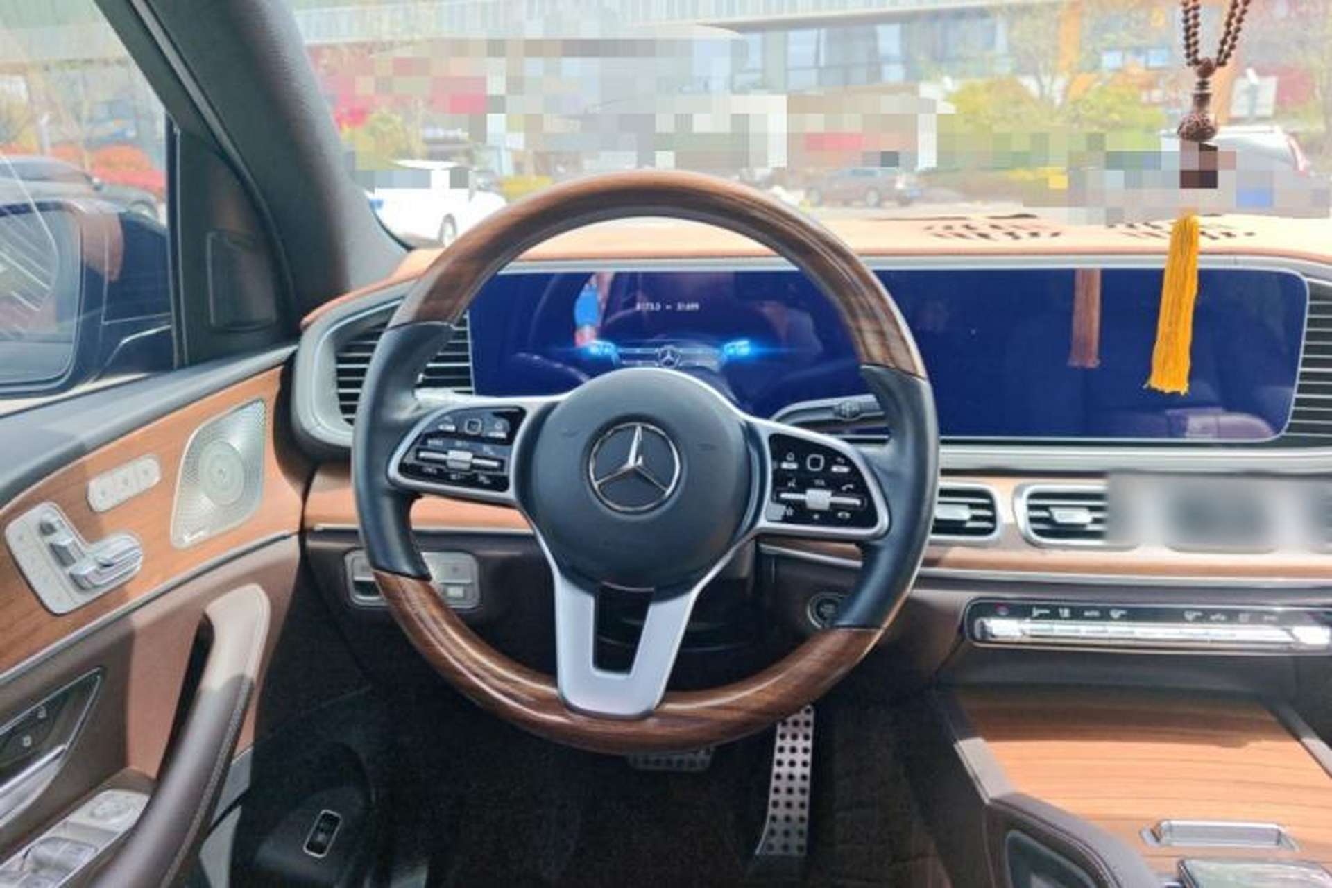 Used Mercedes-Benz GLS-Class 2022 GLS450 6-seater panoramic roof 21-inch wheels US specification Steering Wheel