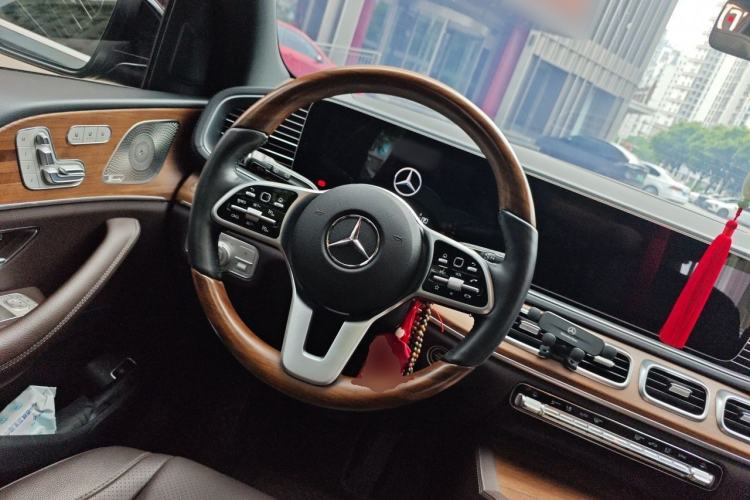 Used Mercedes-Benz GLS-Class  Steering Wheel
