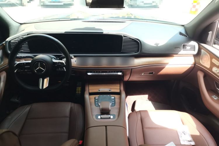 Used Mercedes-Benz GLS-Class 2023 GLS 450 7-seater U.S. specification Center Console
