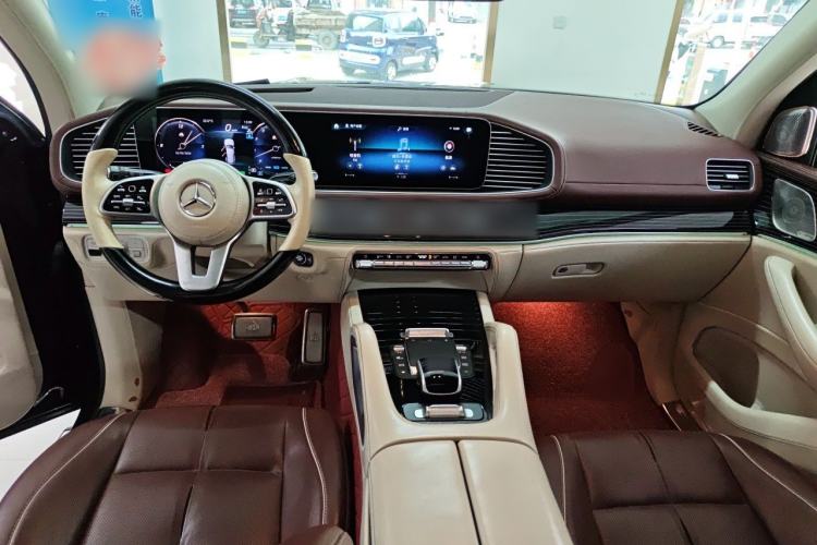 Used Mercedes-Benz GLS-Class 2023 GLS 450 4-seater U.S. version Center Console