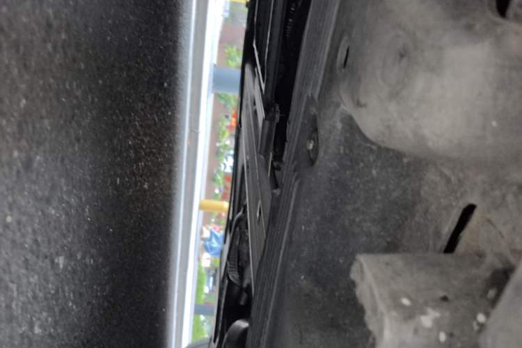 Used Mercedes-Benz GLS-Class  Chassis Front Left