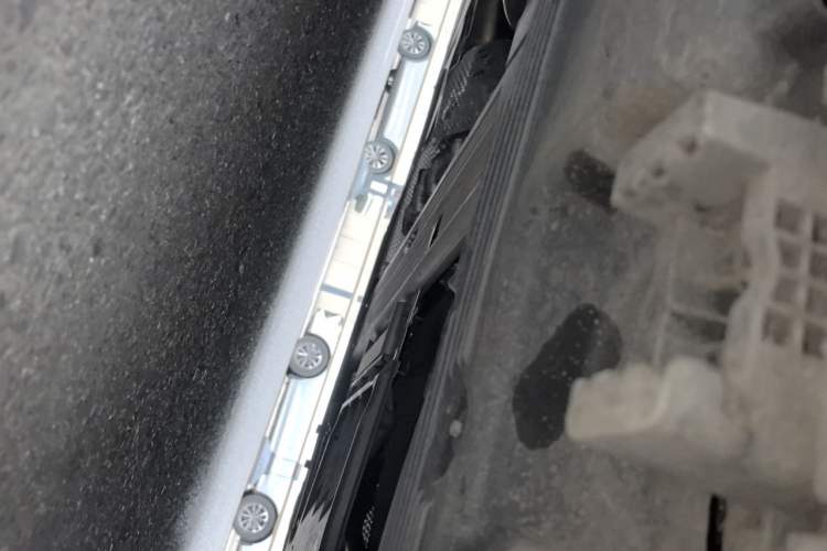 Used Mercedes-Benz GLS-Class  Chassis Front Right