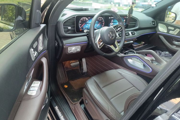Used Mercedes-Benz GLS-Class 2023 GLS 450 7-seater AMG Package U.S. specification Driver Seat
