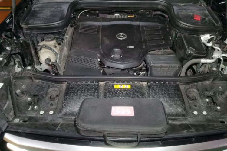 Used Mercedes-Benz GLS-Class 2023 GLS 450 7-seater U.S. specification Engine Bay