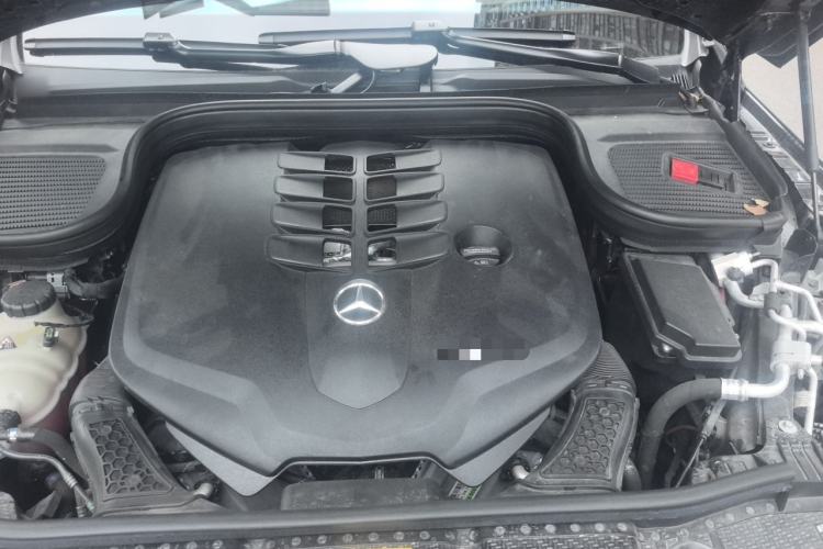 Used Mercedes-Benz GLS-Class  Engine Bay