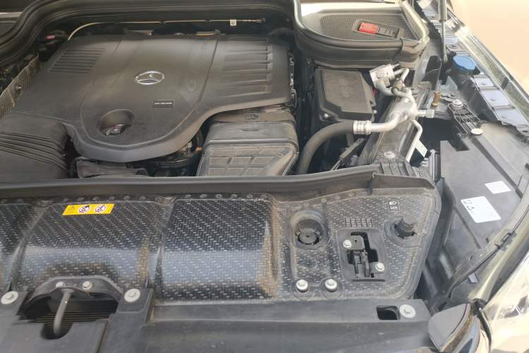 Used Mercedes-Benz GLS-Class 2023 GLS 450 7-seater U.S. specification Engine Bay Left