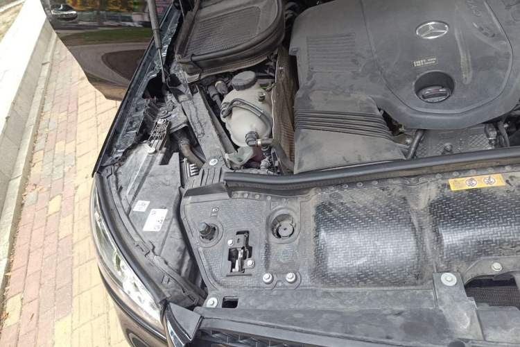 Used Mercedes-Benz GLS-Class 2023 GLS 450 7-seater AMG Package U.S. specification Engine Bay Right