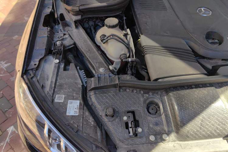 Used Mercedes-Benz GLS-Class 2023 GLS 450 4MATIC Stylish Model Engine Bay Right