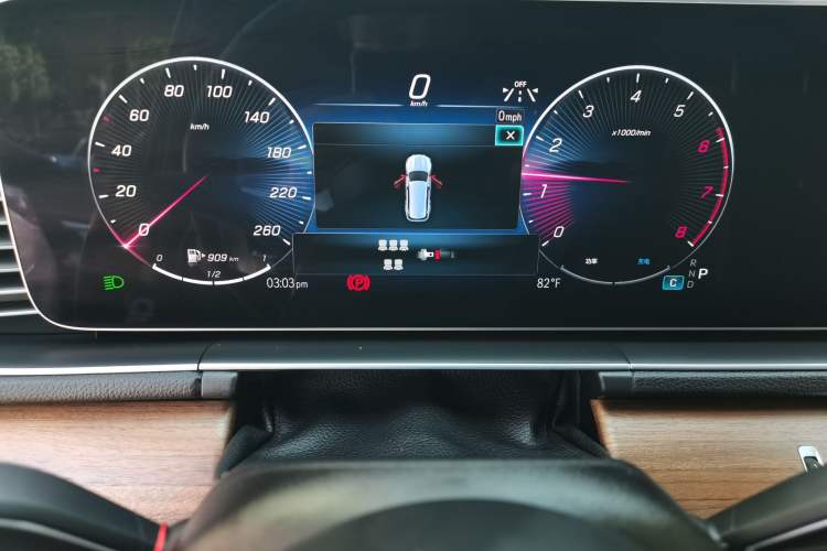 Used Mercedes-Benz GLS-Class 2023 GLS 450 7-seater U.S. specification Instrument Cluster