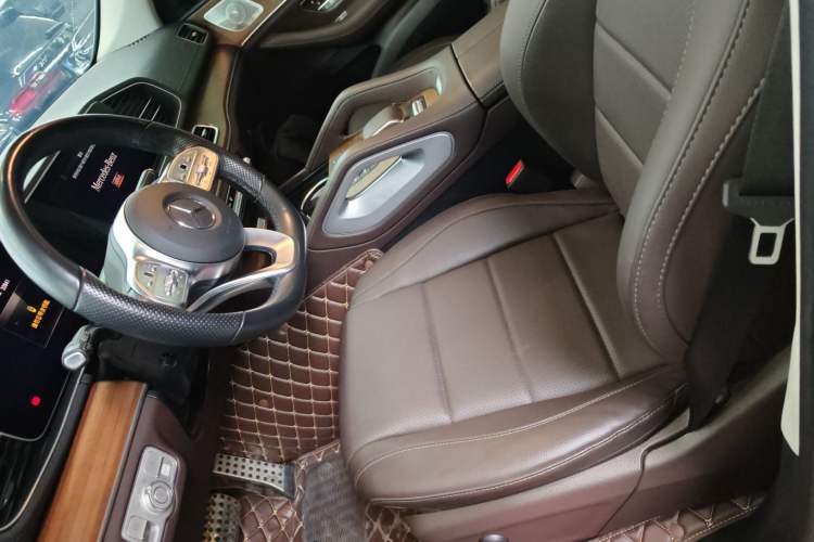 Used Mercedes-Benz GLS-Class 2023 GLS 450 6-seater U.S. version Left Front Seat
