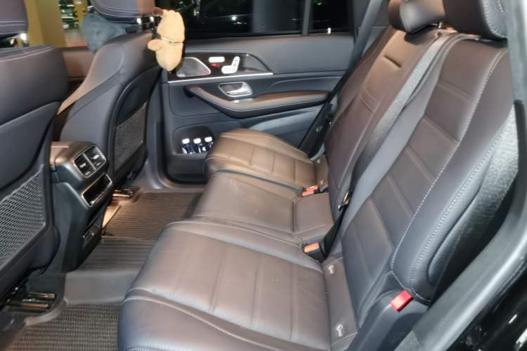 Used Mercedes-Benz GLS-Class 2023 GLS 450 7-seater U.S. specification Left Rear Seat