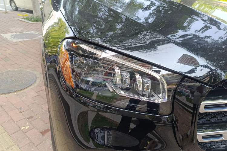 Used Mercedes-Benz GLS-Class 2023 GLS 450 7-seater AMG Package U.S. specification Right Front Headlight
