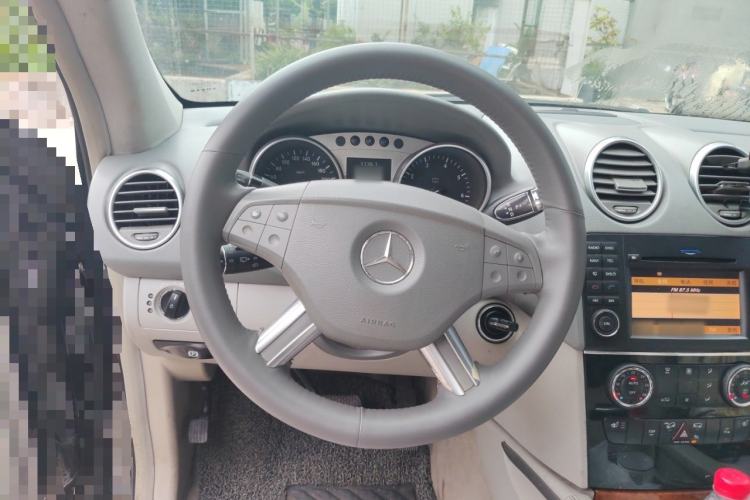 Used Mercedes-Benz M-Class 2006 ML 350 Sport Edition Steering Wheel