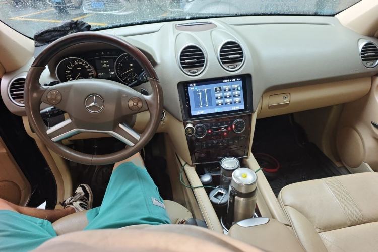 Used Mercedes-Benz M-Class 2008 ML 350 4MATIC Luxury Model Center Console