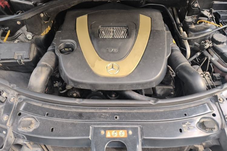 Used Mercedes-Benz M-Class 2008 ML 350 4MATIC Dynamic Model Engine Bay