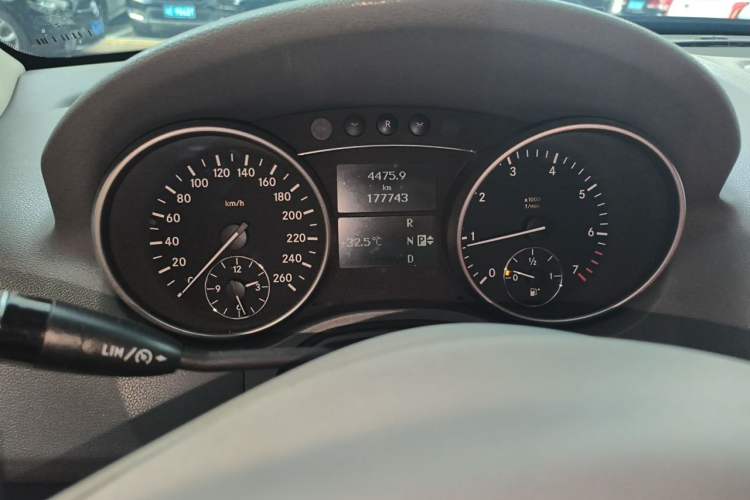Used Mercedes-Benz M-Class 2008 ML 350 4MATIC Dynamic Model Instrument Cluster